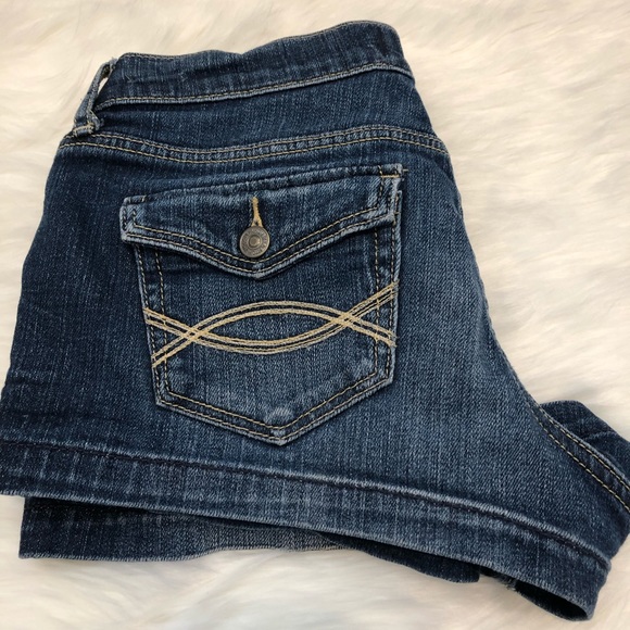 Dark Wash Stretch Denim Shorts - Picture 2 of 4